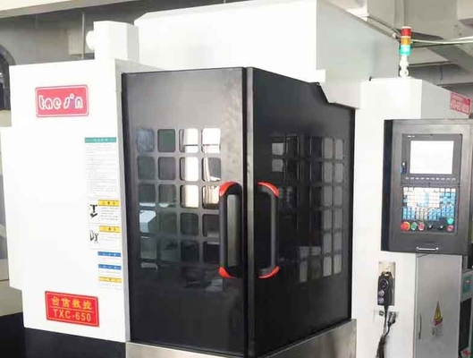 چین دستگاه حکاکی و حکاکی با سرعت بالا، مرکز ماشینکاری CNC تایوان کارخانه